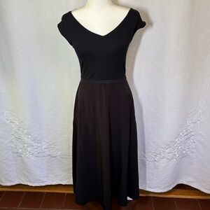 Athleta Women's Black Textured Winona Support Cutout Back Travel Midi Dress S